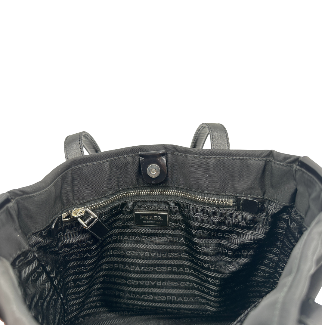 Tote Prada nylon nera