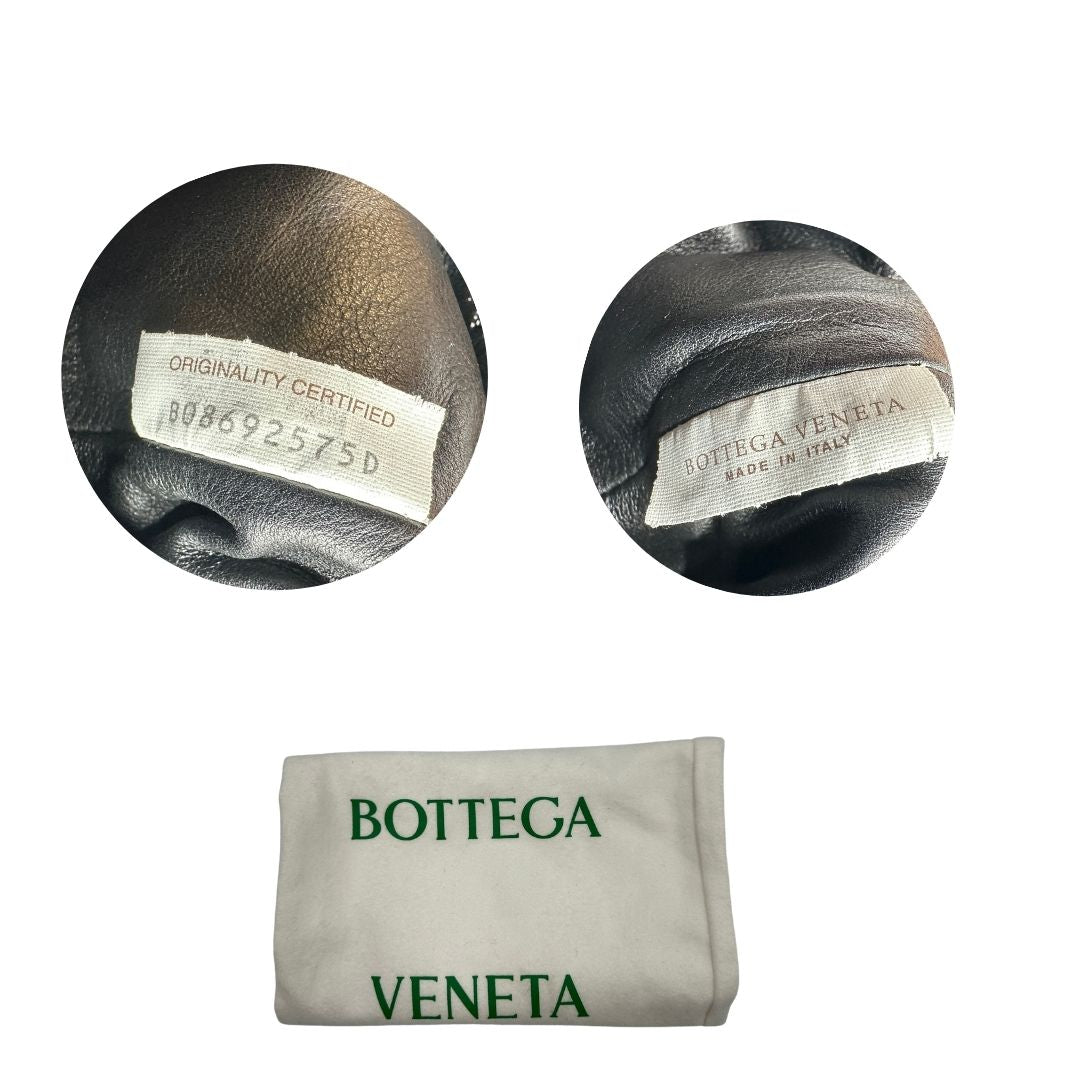 The Pouch mini Bottega Veneta in pelle nero