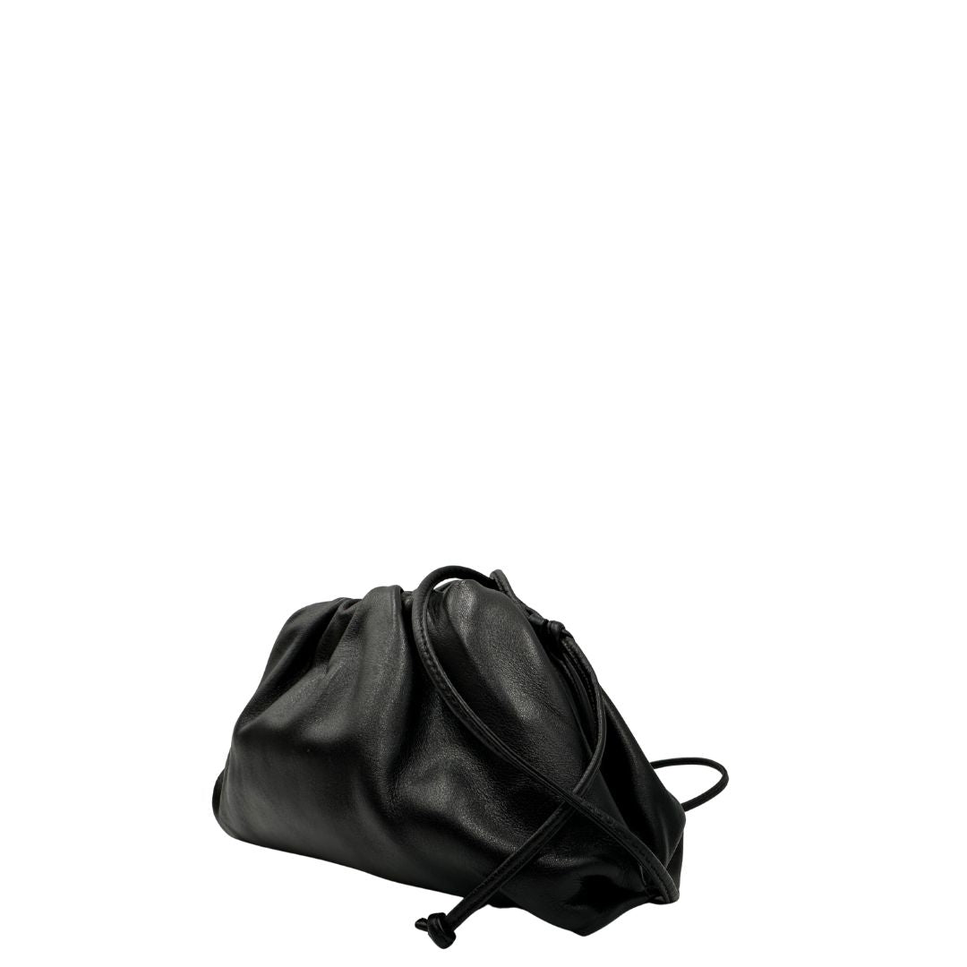 The Pouch mini Bottega Veneta in pelle nero