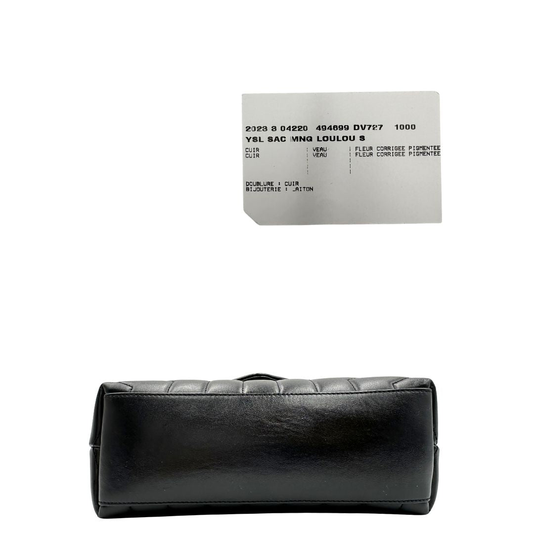 Base, Borsa Saint Laurent in pelle di agnello morbida con impunture trapuntate chevron, nera con hardware dorato, può essere portata a spalla o a tracolla, di lusso, originale, ottime condizioni