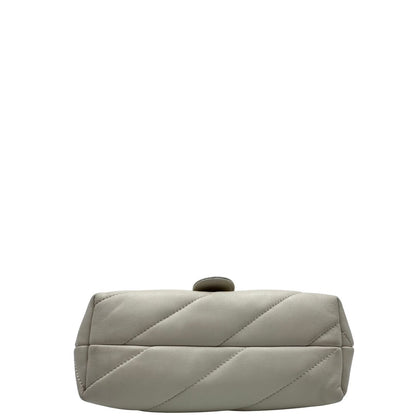 base  Borsa Pinko in morbida nappa color bianco panna trapuntata e hardware bianco, di lusso, originale, ottime condizioni. 