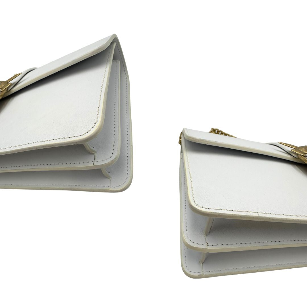 interno Borsa Pinko in pelle bianca e hardware dorato, di lusso, originale, ottime condizioni.