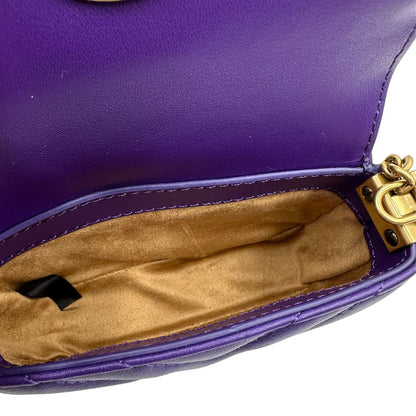 interno Borsa Pinko in pelle viola e hardware dorato, versione mini, indossabile a tracolla, di lusso, originale, ottime condizioni.
