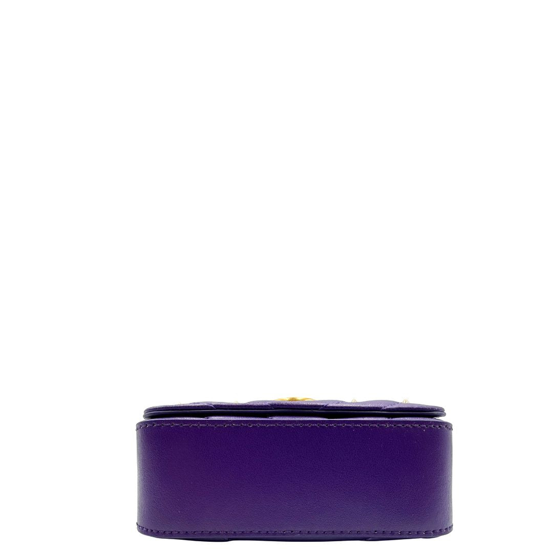 Borsa Pinko in pelle viola e hardware dorato, versione mini, indossabile a tracolla, di lusso, originale, ottime condizioni.