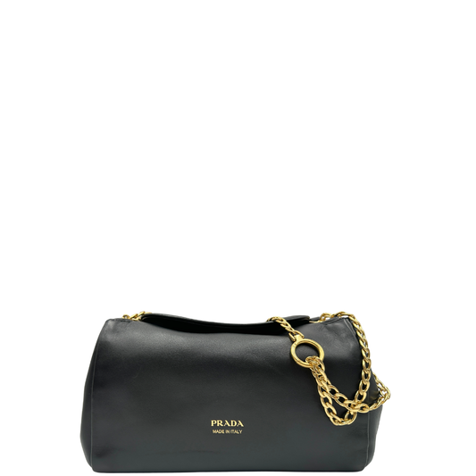 front Borsa Prada in morbida pelle nera con hardware dorato, di lusso, originale, ottime condizioni, usata 