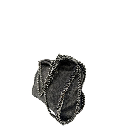 latoBorsa Falabella in shaggy dear grigio effetto denim e hardware argentato, nella versione mini, indossabile a tracolla, a spalla e a mano, di lusso, originale, ottime condizioni, usata.