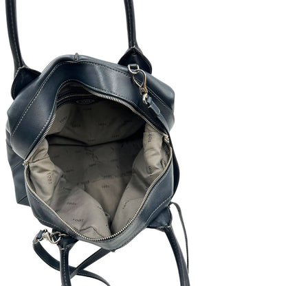 Borsa Tod's in pelle blu petrolio indossabile a tracolla, a spalla o a mano, di lusso, originale, ottime condizioni, usata.