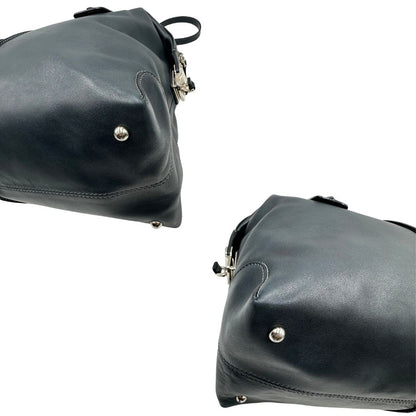 Borsa Tod's in pelle blu petrolio indossabile a tracolla, a spalla o a mano, di lusso, originale, ottime condizioni, usata.