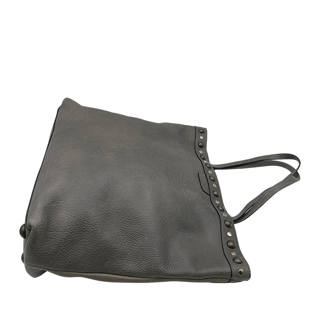 Foto shopper Gucci in pelle grigia e borchie.286304 498879. Borse di marca usate.