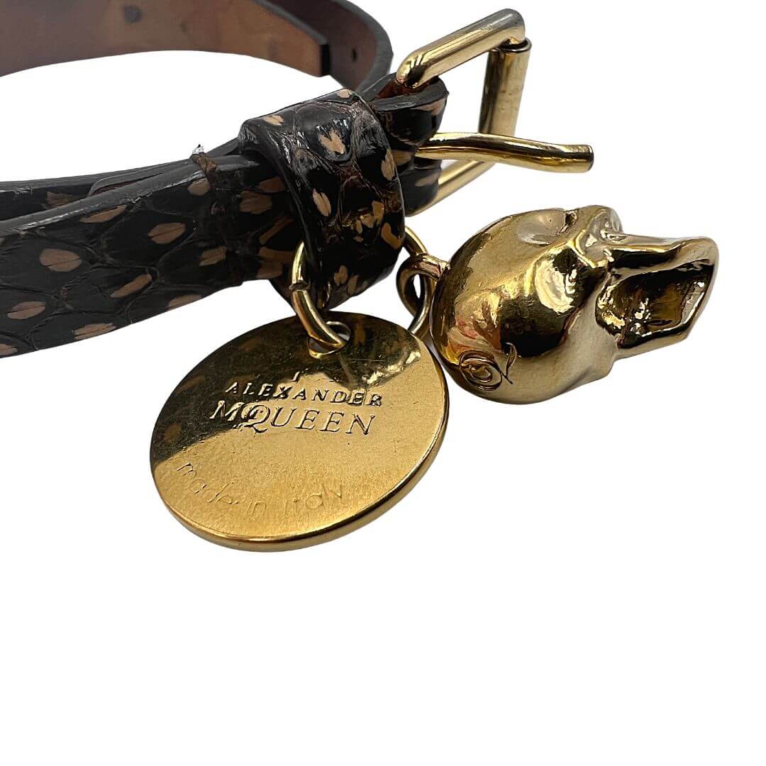 Foto bracciale Alexander McQueen con ciondolo teschio. Accessori di marca usati